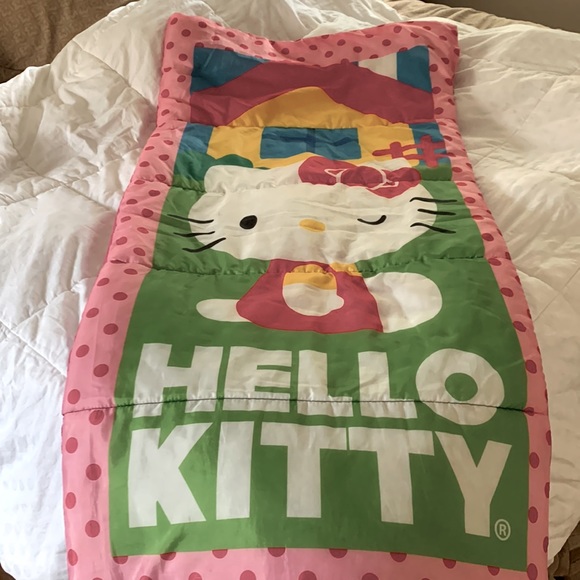 Hello Kitty sleeping bag. Hot Pink - Picture 2 of 4